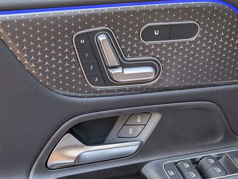 New 2026 Mercedes-Benz GLB 250 image 15