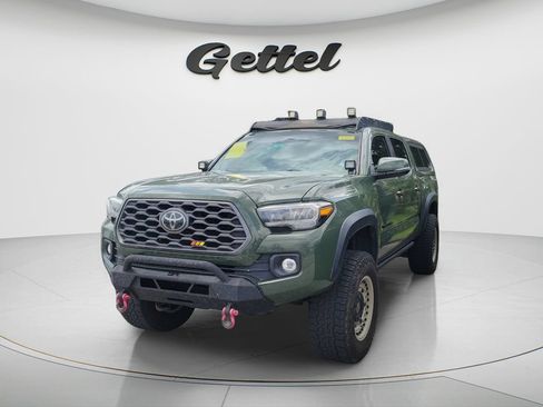 Used 2021 Toyota Tacoma TRD Off-Road w/ Technology Package AWD/4WD image 1