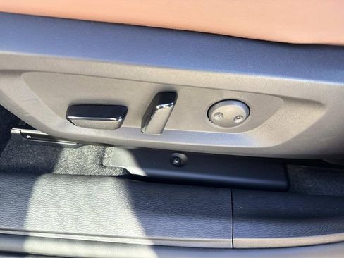 New 2025 Mitsubishi Outlander SEL image 24