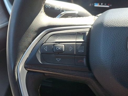 Used 2023 Jeep Grand Cherokee L Limited AWD/4WD image 21