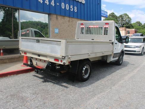 Used 2017 Ford Transit 250 138 RWD image 4