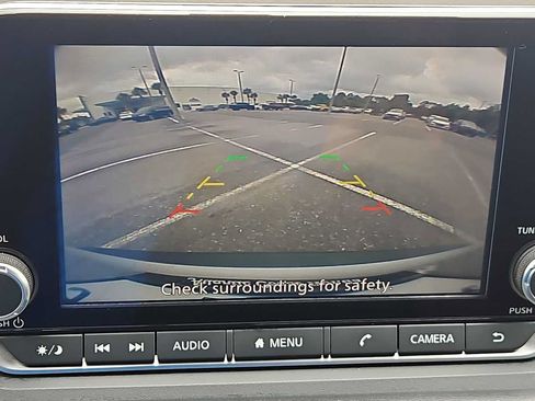 Used 2023 Nissan Rogue SV FWD image 23