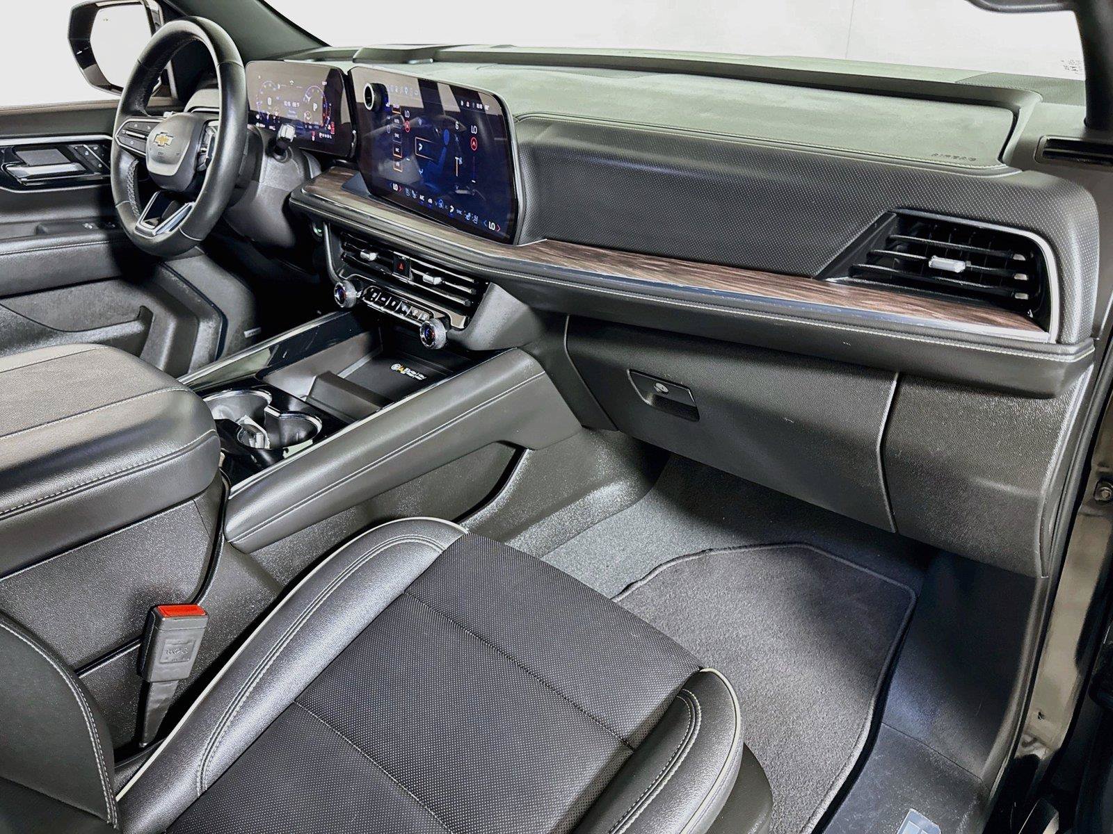 Certified 2025 Chevrolet Tahoe Premier AWD/4WD image 29