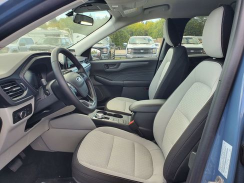 New 2026 Ford Escape Active w/ Cold Weather Package image 8