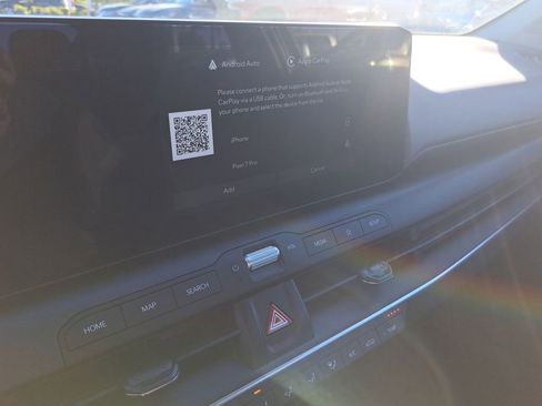 Used 2025 Kia K4 LXS image 23