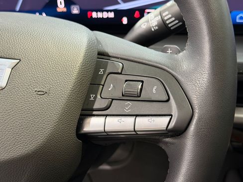 Used 2024 Cadillac XT4 Premium Luxury FWD image 25