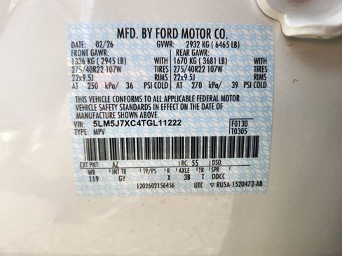 New 2026 Lincoln Aviator Reserve w/ Jet Appearance Package AWD/4WD image 23