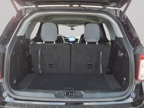 Certified 2023 Ford Explorer XLT w/ Equipment Group 202A image 9