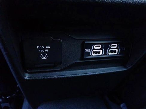 New 2025 Jeep Grand Cherokee L Limited w/ Black Appearance Package image 12