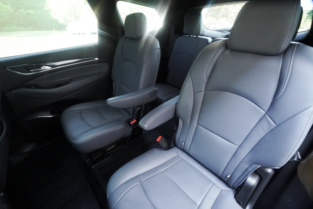 Used 2023 Buick Enclave Premium w/ Experience Buick Package FWD image 21