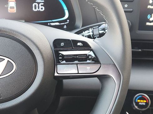 New 2026 Hyundai Elantra SEL Sport FWD image 28