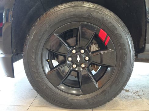Used 2018 Chevrolet Colorado LT w/ Redline Special Edition AWD/4WD image 13