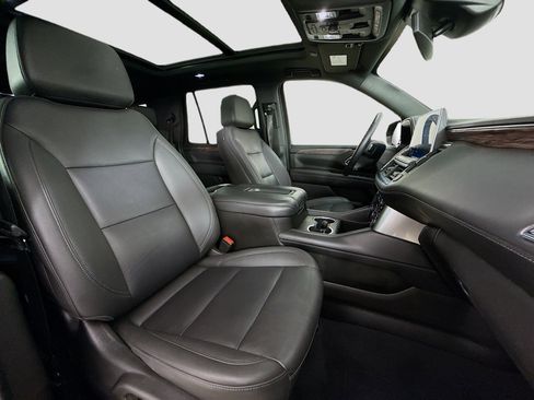 Used 2023 Chevrolet Tahoe LT w/ LT Signature Plus Package RWD image 31