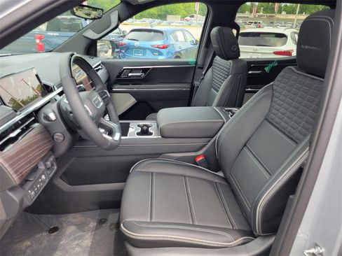 New 2025 GMC Sierra EV Denali image 11