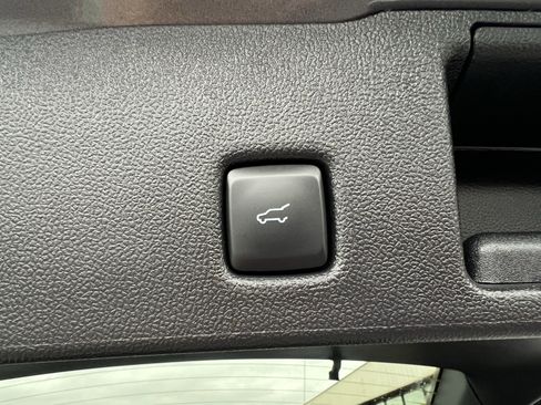 Used 2024 Ford Escape ST-Line w/ Tech Pack #1 image 42