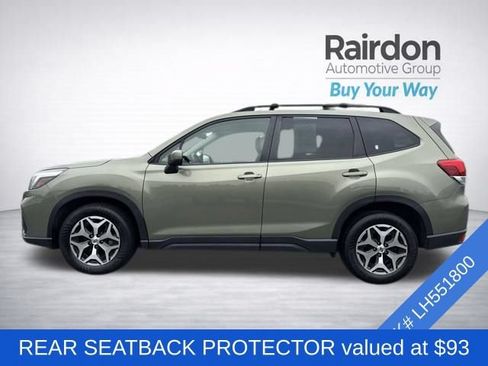 Used 2020 Subaru Forester Premium AWD/4WD image 4