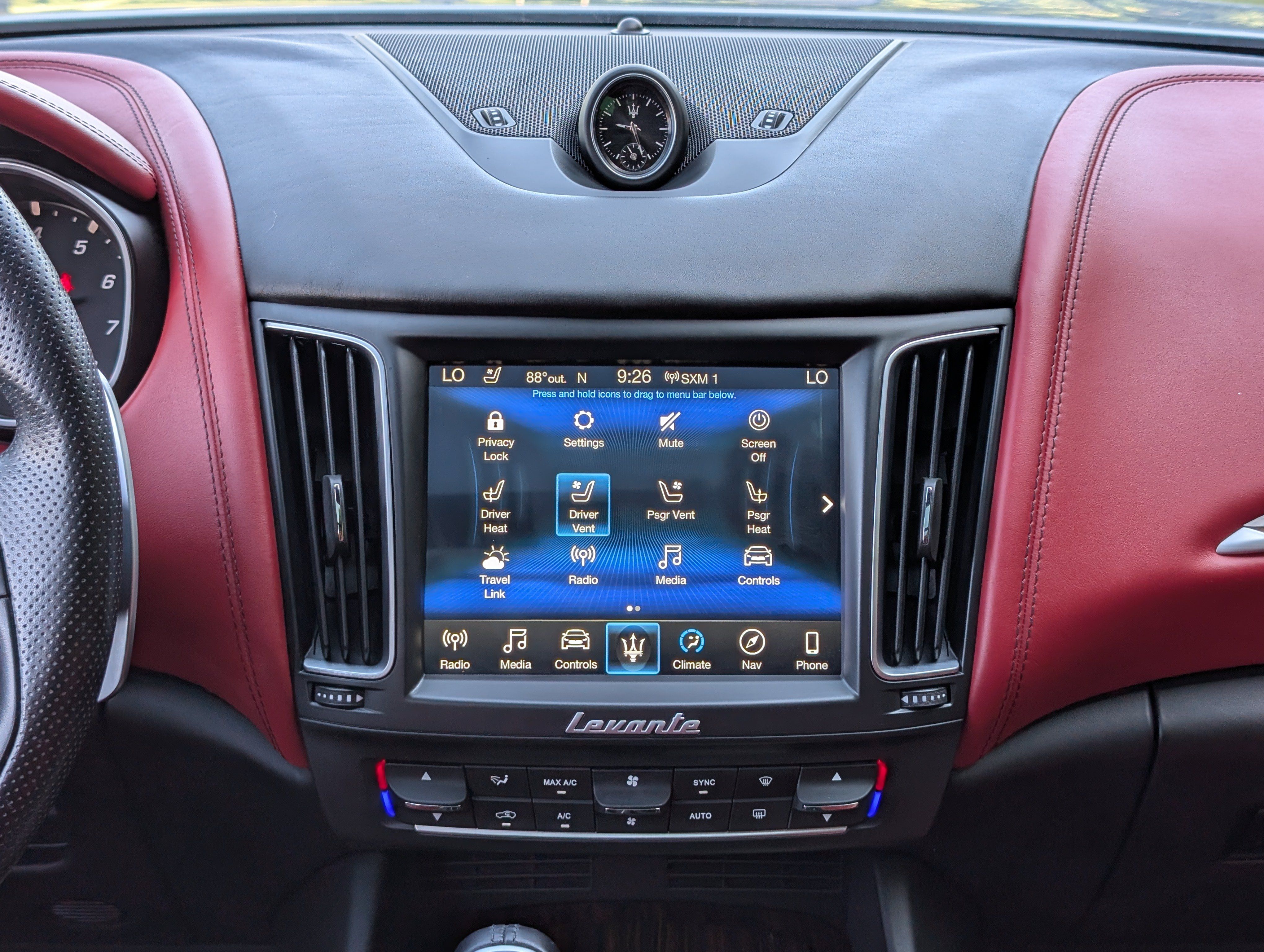 Used 2017 Maserati Levante S AWD/4WD image 28