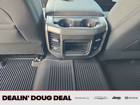 New 2026 RAM 2500 Big Horn AWD/4WD image 22