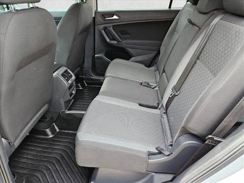Used 2019 Volkswagen Tiguan S FWD image 16