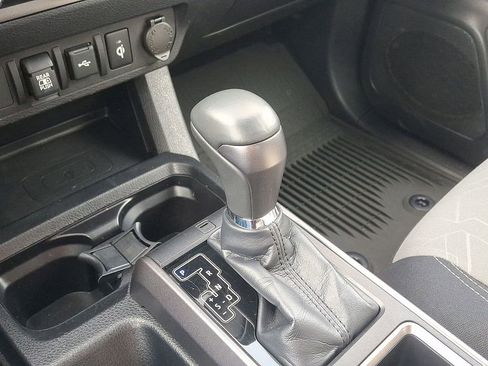 Used 2023 Toyota Tacoma TRD Off-Road image 17