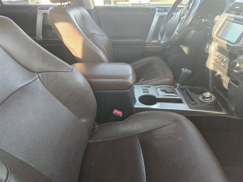 Used 2016 Toyota 4Runner Limited image 7