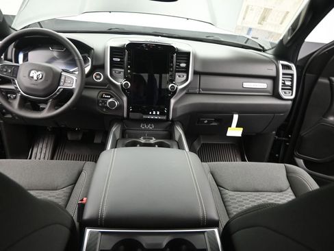 New 2026 RAM 1500 Big Horn AWD/4WD image 23