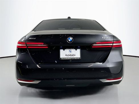 New 2026 BMW 530i xDrive w/ Premium Package AWD/4WD image 7