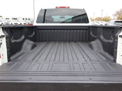 Used 2015 Nissan Titan S image 13