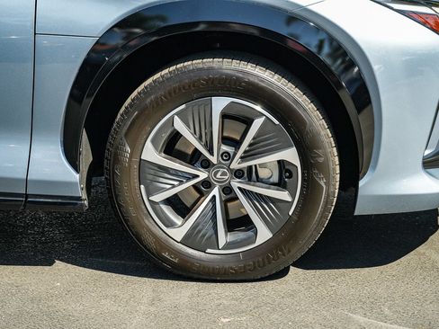 Used 2024 Lexus RZ 300e Premium FWD image 9
