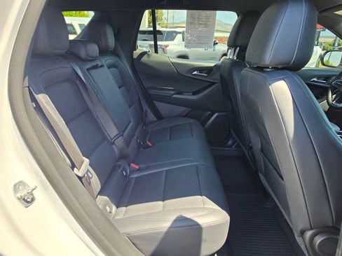 Used 2025 Chevrolet Equinox LT w/ Convenience Package II AWD/4WD image 17