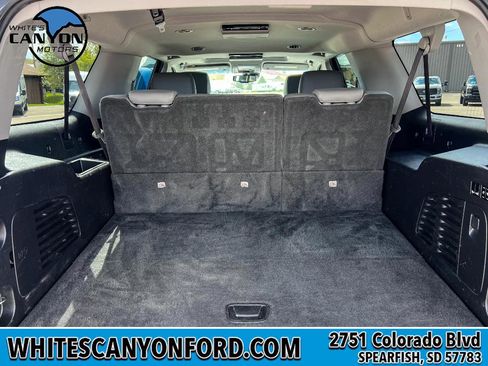 Used 2019 Chevrolet Suburban LT AWD/4WD image 10