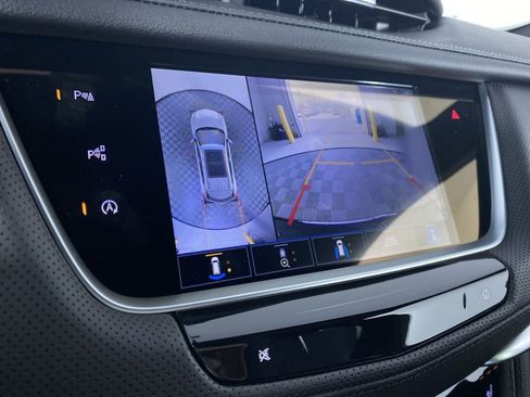 New 2025 Cadillac XT5 Premium Luxury w/ Technology Package AWD/4WD image 6