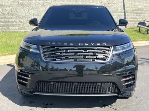 Used 2025 Land Rover Range Rover Velar Dynamic SE image 10