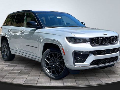 New 2026 Jeep Grand Cherokee Summit w/ Obsidian Package AWD/4WD image 1