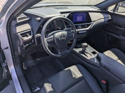 Used 2024 Lexus UX 250h FWD image 12