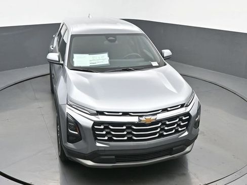 Used 2026 Chevrolet Equinox LT AWD/4WD image 43