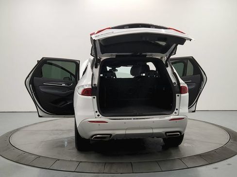 Used 2023 Buick Enclave Essence AWD/4WD image 15