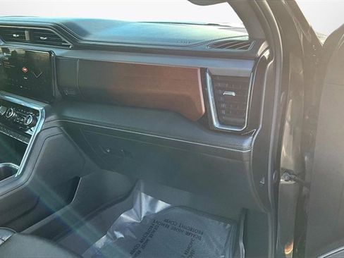 Used 2025 GMC Sierra 1500 Denali w/ Technology Package image 15