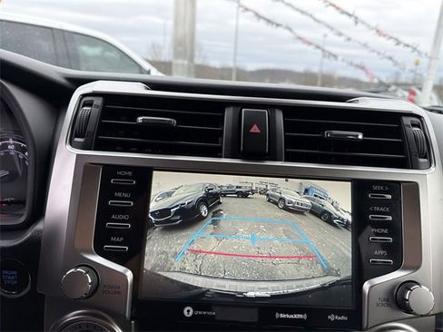 Used 2021 Toyota 4Runner SR5 Premium image 25