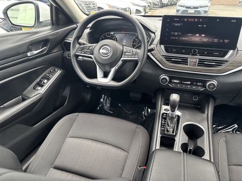 New 2025 Nissan Altima 2.5 SV w/ SV Special Edition Package image 14
