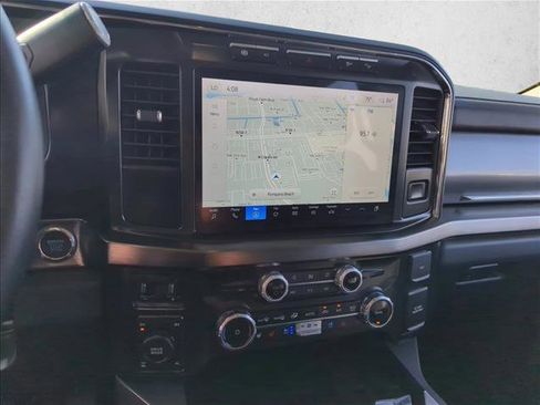Used 2024 Ford F250 Lariat w/ Black Appearance Package image 13