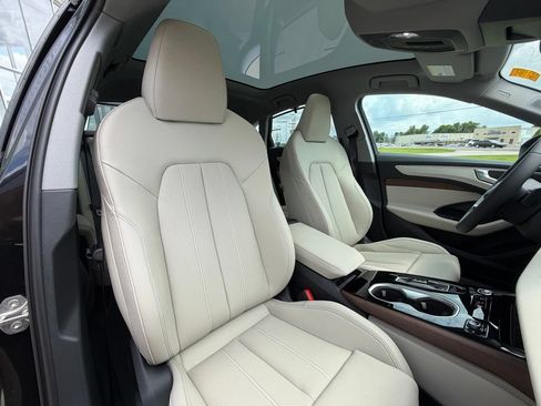 New 2026 Audi A6 Premium Plus AWD/4WD image 32