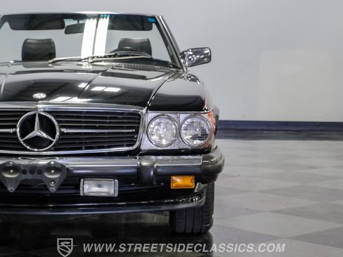 Used 1989 Mercedes-Benz 560 SL image 22