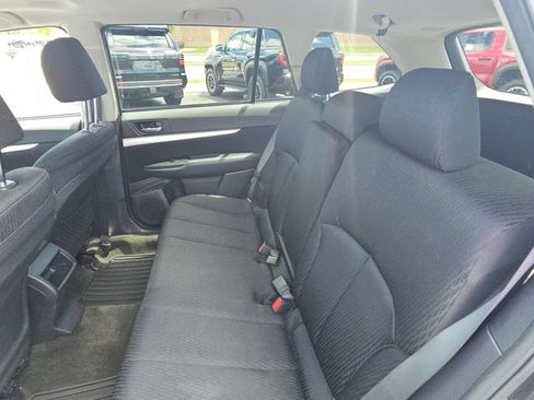 Used 2012 Subaru Outback 2.5i Premium AWD/4WD image 27