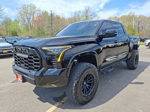 Used 2024 Toyota Tundra SR5 image 3