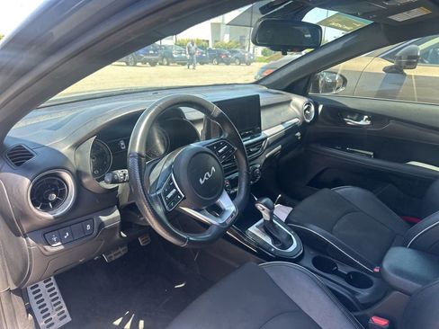 Used 2023 Kia Forte GT-Line FWD image 9