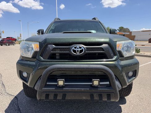Used 2012 Toyota Tacoma 4x4 Double Cab w/ TRD Sport Pkg image 9