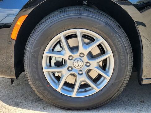 New 2026 Chrysler Pacifica Select image 7