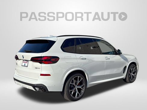 Used 2024 BMW X5 xDrive40i w/ M Sport Package AWD/4WD image 7