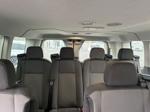 Used 2023 Ford Transit 350 XLT image 21